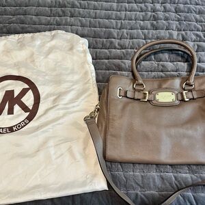 Michael Kors Taupe Leather East/West HAMILTON bag